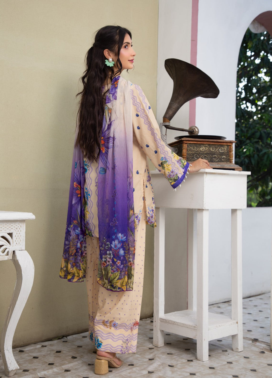 Syra's Atelier Women RTW Printed Lawn 3 Piece Suit Zard Gul Farshi Festive Collection