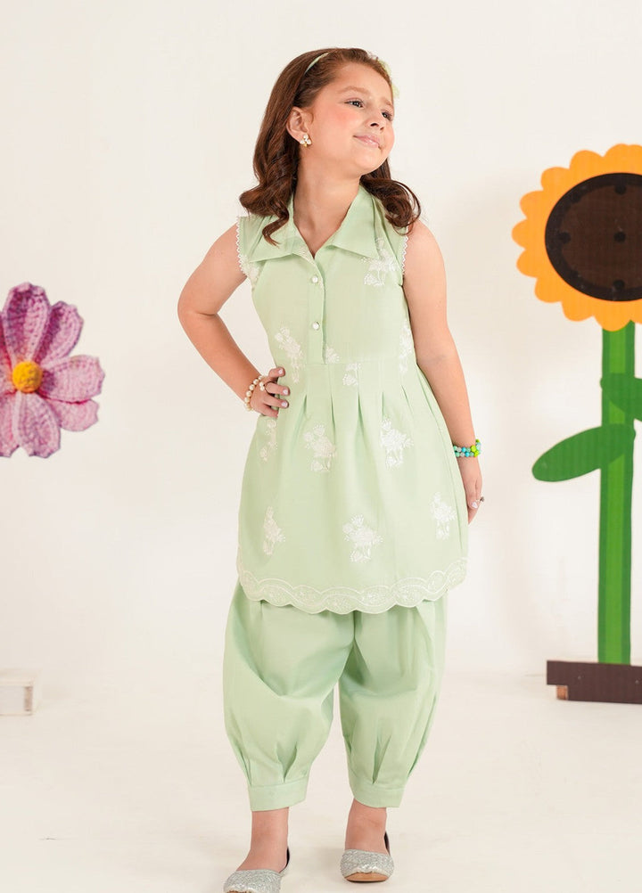 Bloomie by Panache Apparel Girls RTW Embroidered Lawn 2 Piece Suit Doodloo Festive Collection