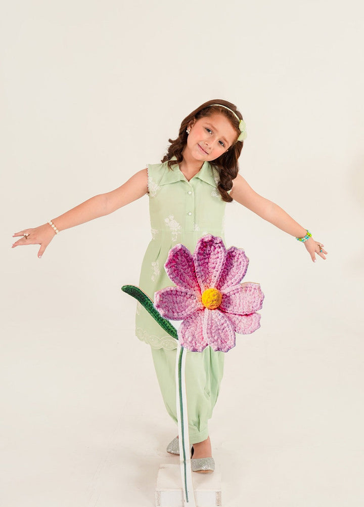 Bloomie by Panache Apparel Girls RTW Embroidered Lawn 2 Piece Suit Doodloo Festive Collection