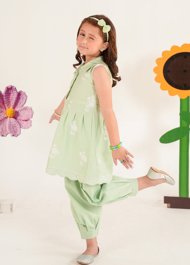 Bloomie by Panache Apparel Girls RTW Embroidered Lawn 2 Piece Suit Doodloo Festive Collection
