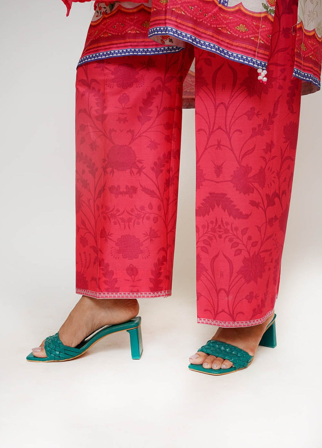 Mid Summer by Senorita Women RTW Printed Lawn Cotton 3 Piece Suit LAD-03507 Casual Collection