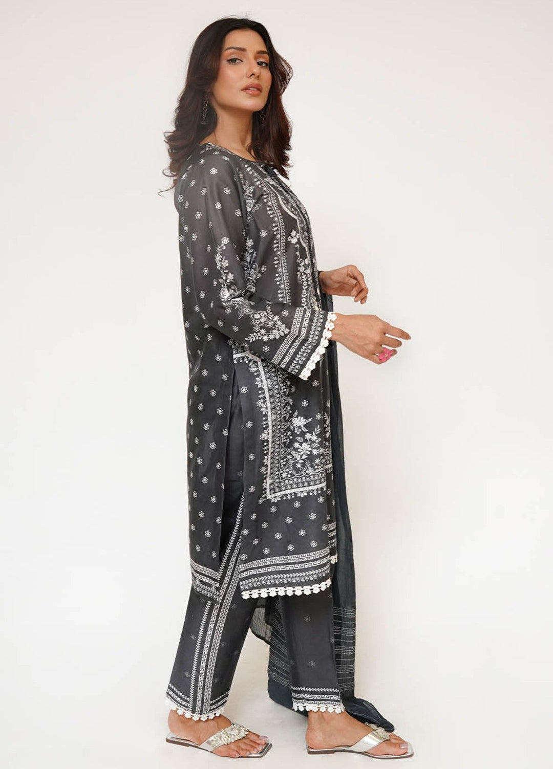 Mid Summer by Senorita Women RTW Printed Lawn Cotton 3 Piece Suit LAD-03489 Casual Collection