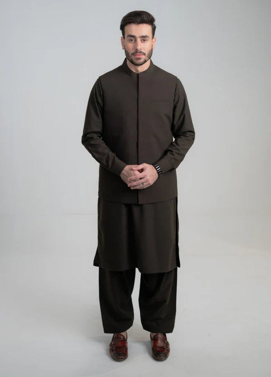 Abro by Buraq Mens RTW Solids Wash N Wear 3 Piece Suit Rangrez Casual Collection