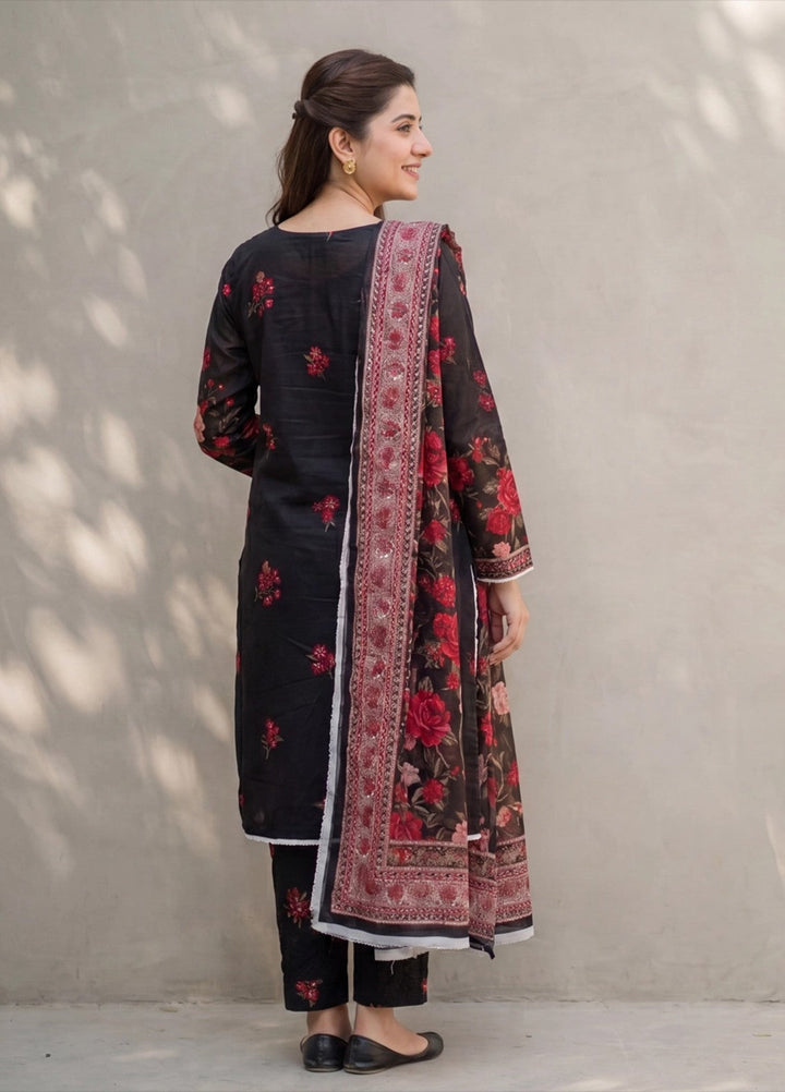 Salitex Women Unstitched Printed Lawn 3 Piece Suit SUNS8ASI524 Casual Collection