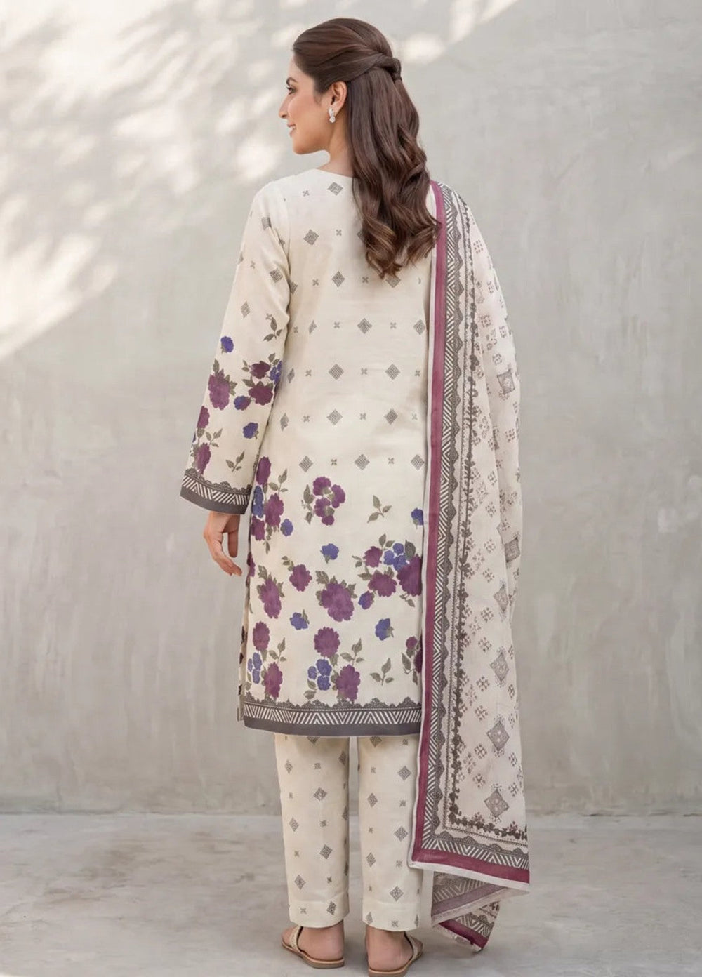Salitex Women Unstitched Printed Lawn 3 Piece Suit SUNS8ASI533 Casual Collection