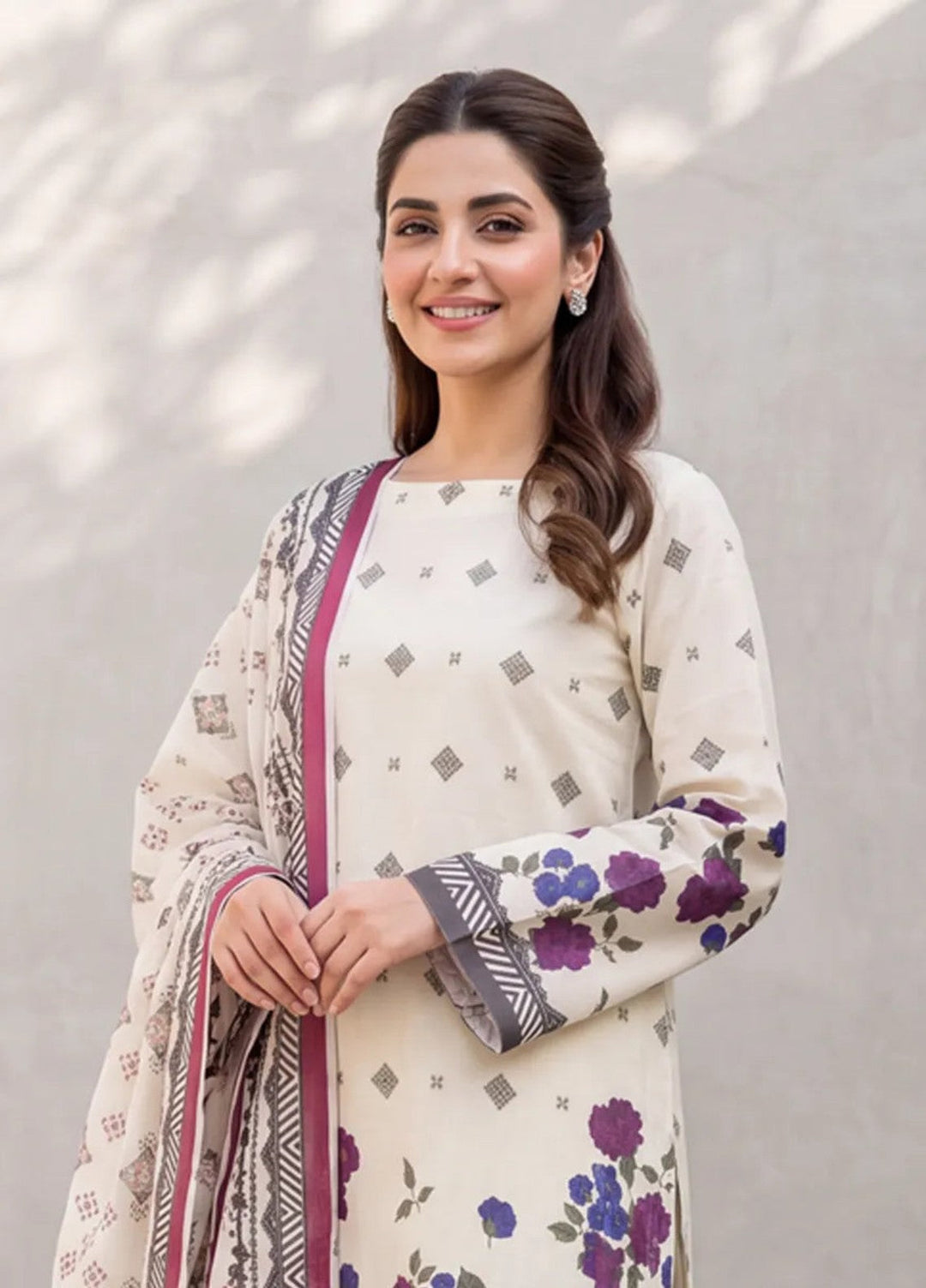 Salitex Women Unstitched Printed Lawn 3 Piece Suit SUNS8ASI533 Casual Collection
