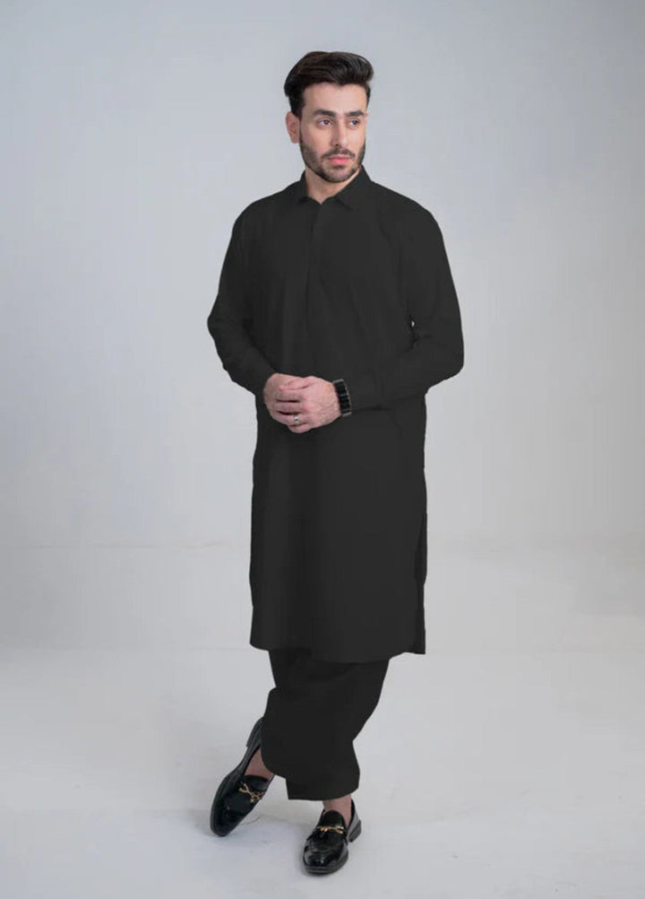 Alif by Buraq Mens RTW Solids Wash N Wear 2 Piece Suit Black Collar Casual Collection