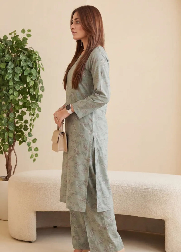 Salitex Unstitched Printed Lawn 2 Piece Suit SUNS82AG2022 Summer Collection