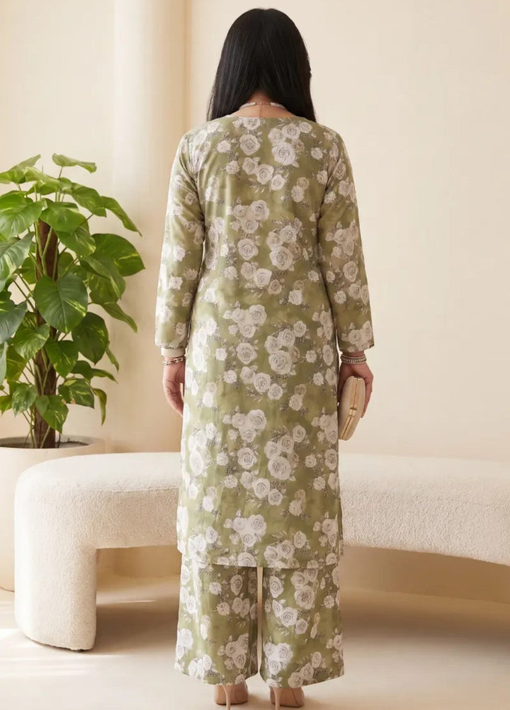 Salitex Unstitched Printed Lawn 2 Piece Suit SUNS82AG2031 Summer Collection