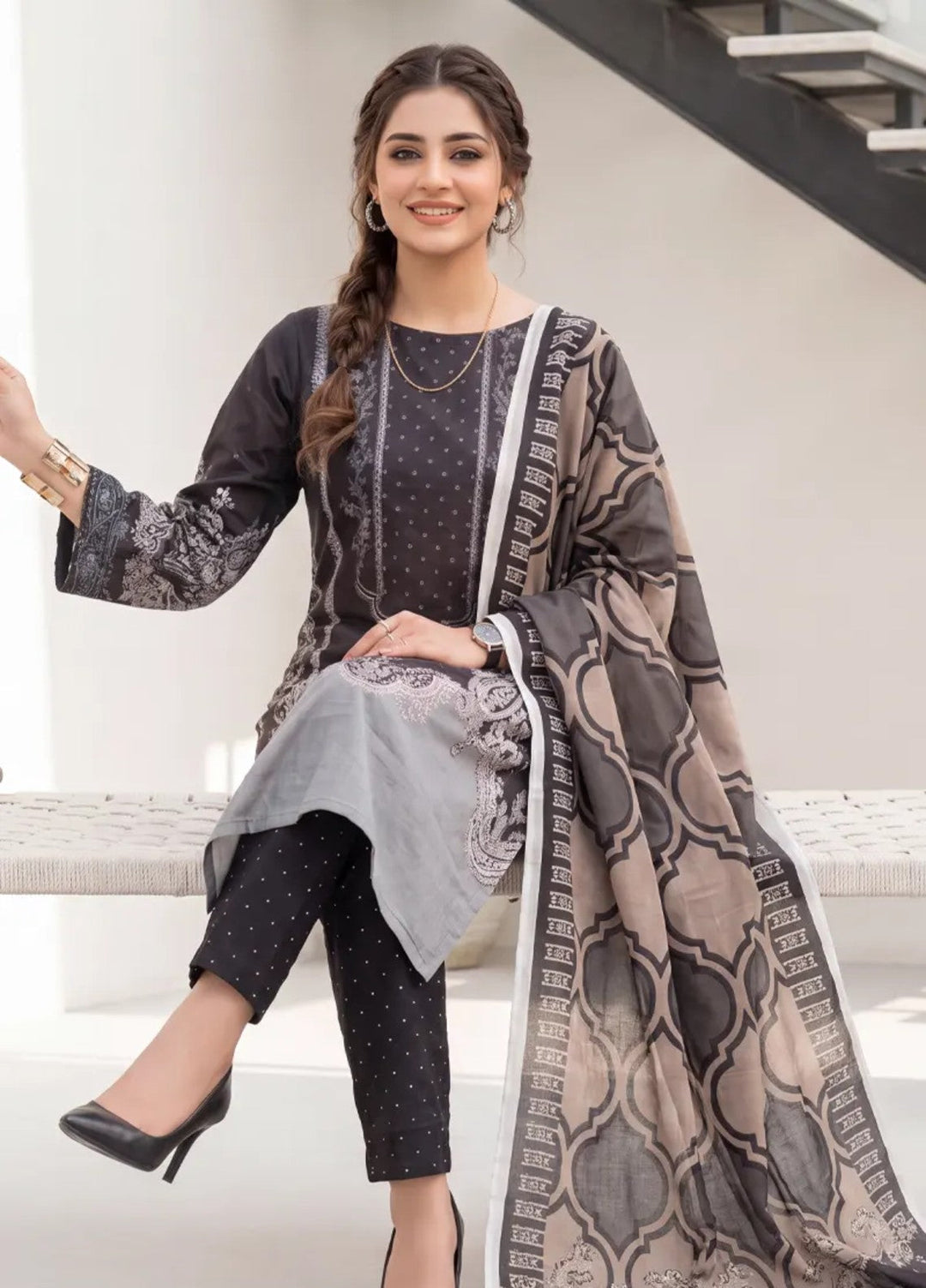 Salitex Unstitched Printed Lawn 3 Piece Suit SUNS8IN1150 Casual Collection