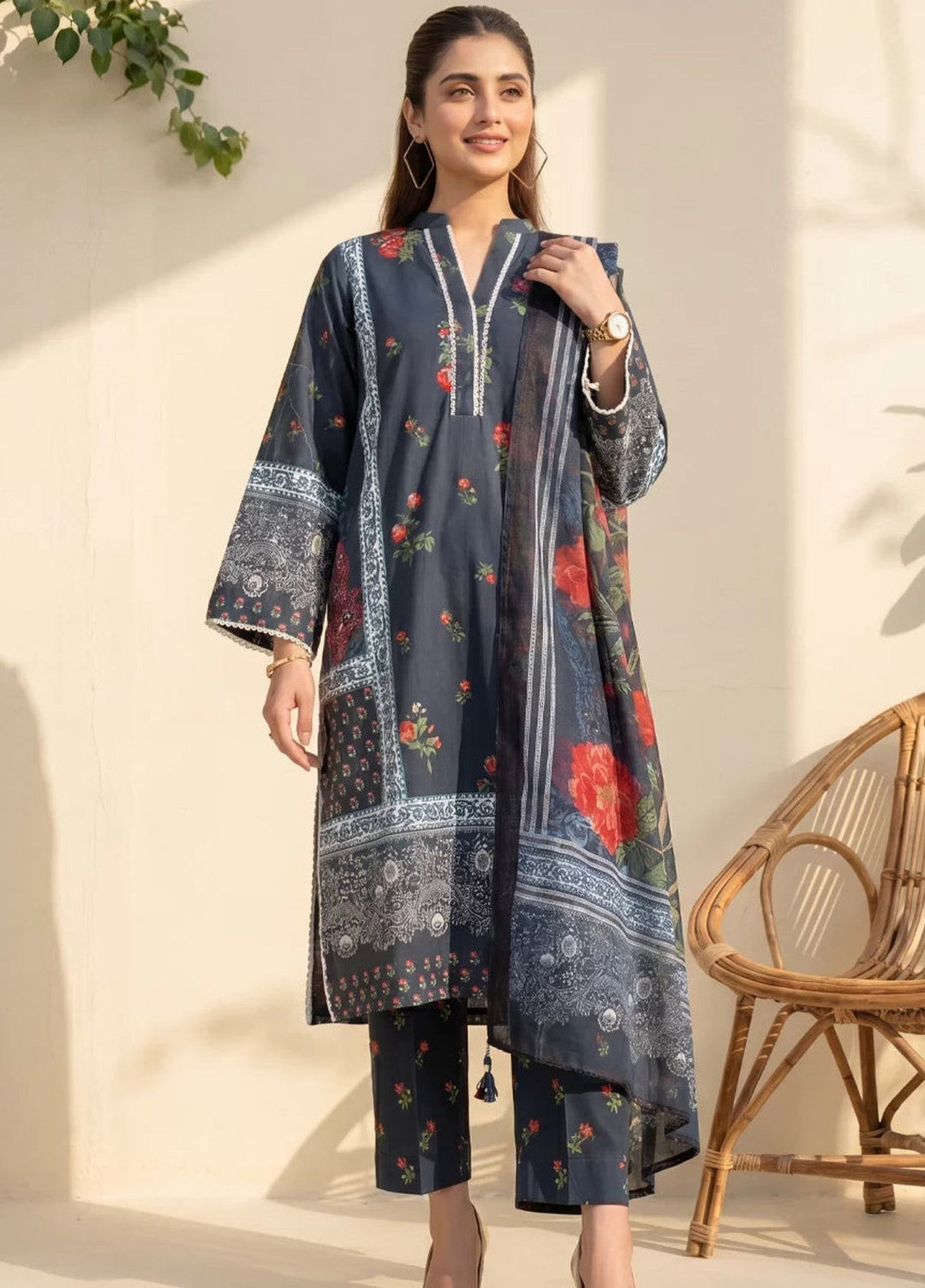 Salitex Women RTW Embroidered Lawn 3 Piece Suit SPL3PEC086 Casual Collection