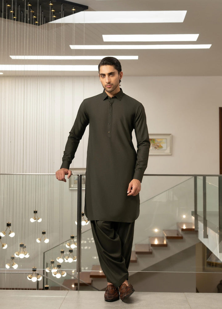 Stylish Garments Mens RTW Solids Wash N Wear Kurta Shalwar Suit Green Plain Casual Collection
