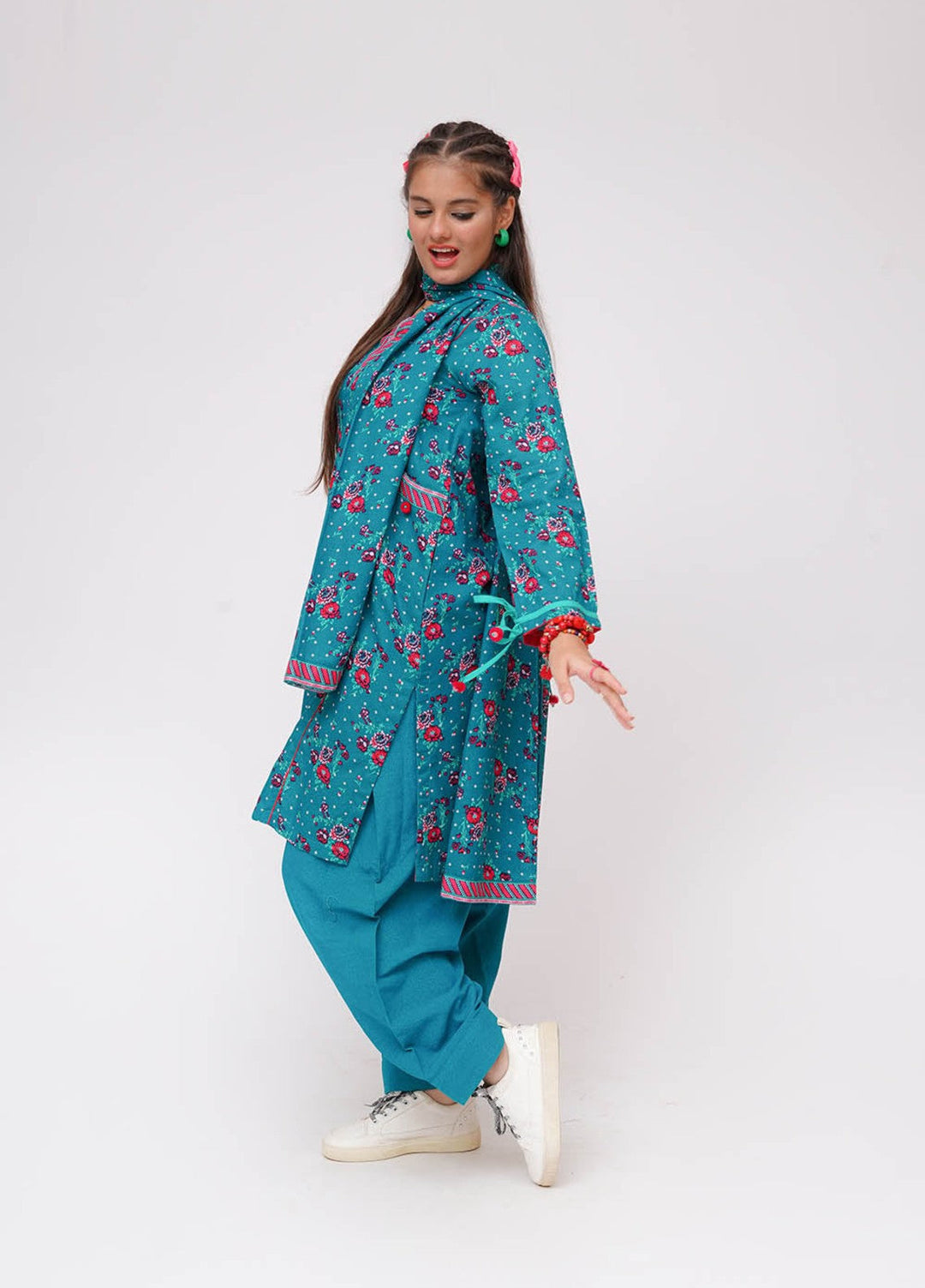 Winter Fall by Senorita Girls RTW Printed Karandi 3 Piece Suit GAD-03635 Casual Collection