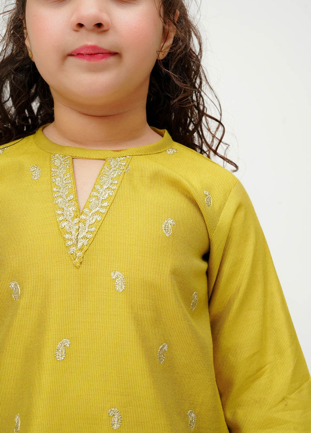 Senorita Girls RTW Embroidered Viscose 3 Piece Suit KDD-03665 Winter Collection