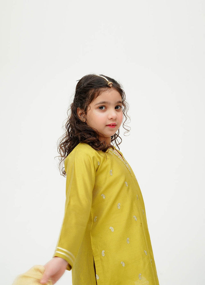 Senorita Girls RTW Embroidered Viscose 3 Piece Suit KDD-03665 Winter Collection