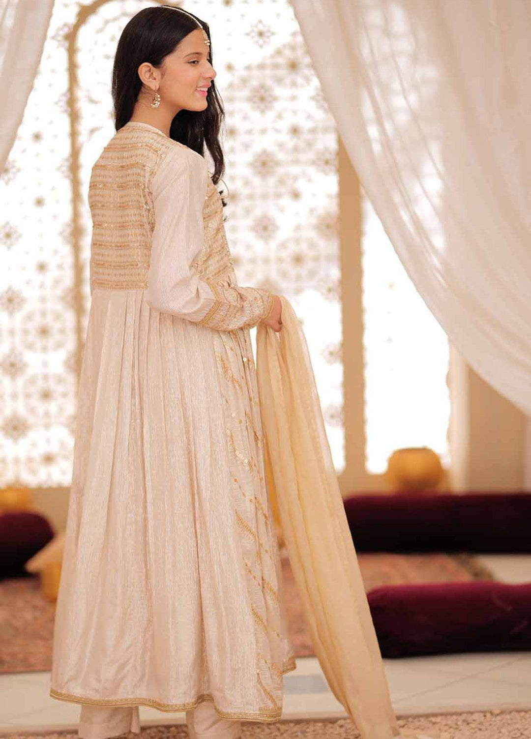 Senorita Girls RTW Embroidered Zari 3 Piece Suit GDD-02371 Winter Collection
