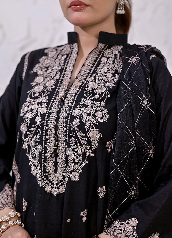 Gulbahar by Ishq e Rang RTW Embroidered Lawn 3 Piece Suit Midnight Black Festive Collection