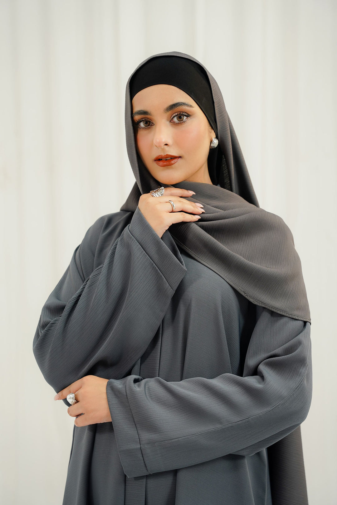 Divinely Crafted Abaya Casual Crepe 1 Piece Safa Abaya | Solid