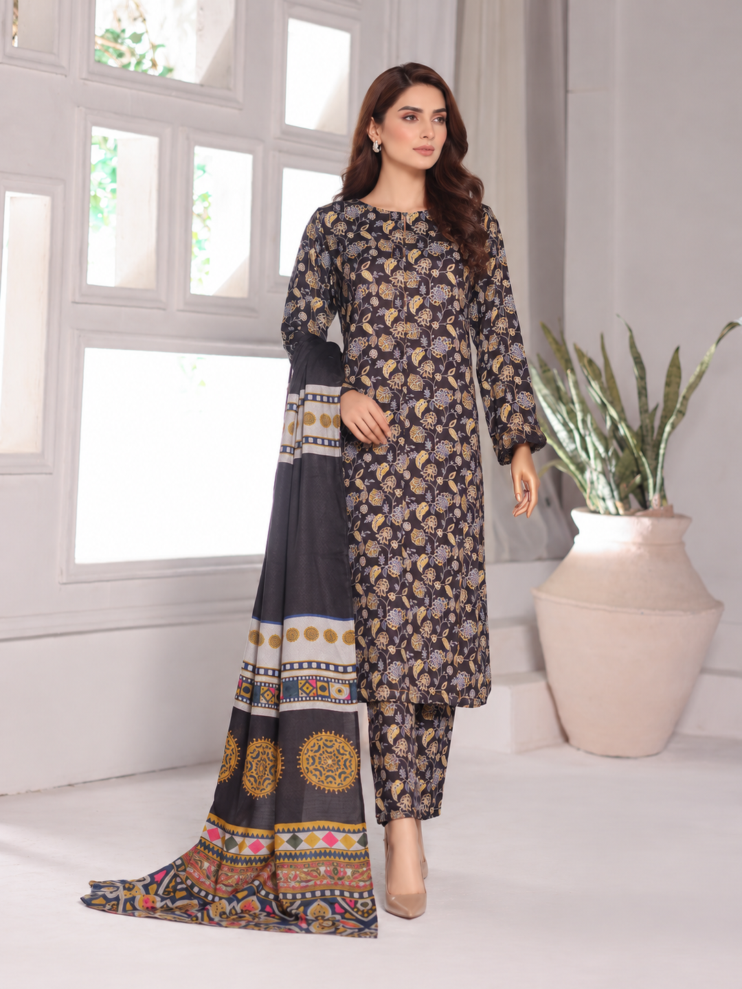 Hz Textiles Unstitched Printed Viscose Twill 3 Piece Suit HZ26UVT VT-5042 - Winter Collection