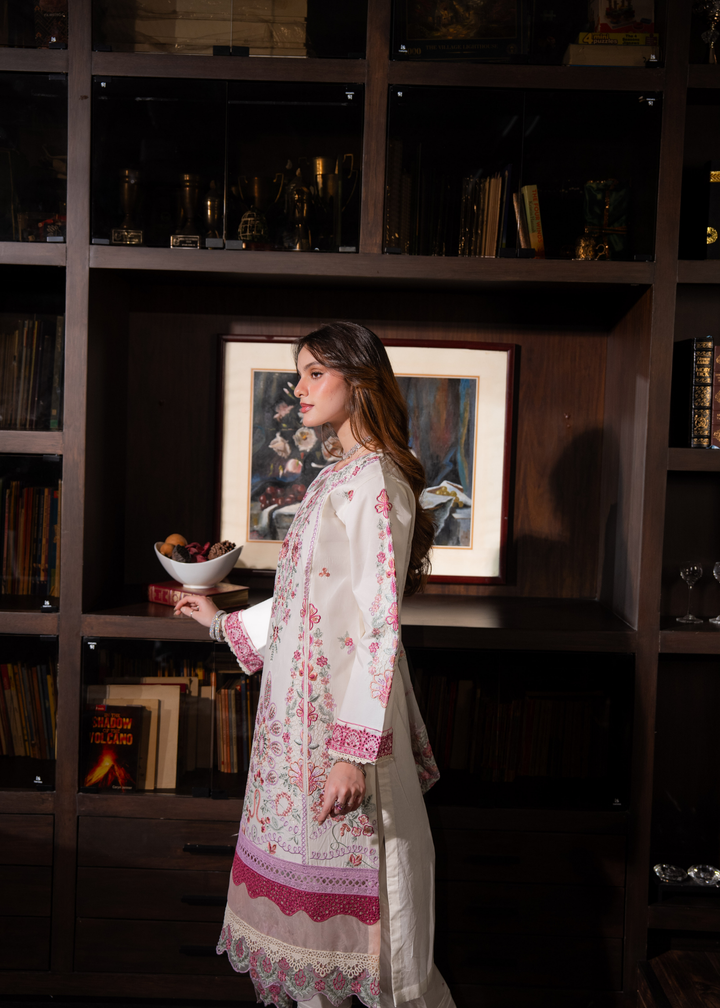 Aria By Meerak RTW Embroidered Lawn 3 Piece Suit AUREMYST Festive Collection