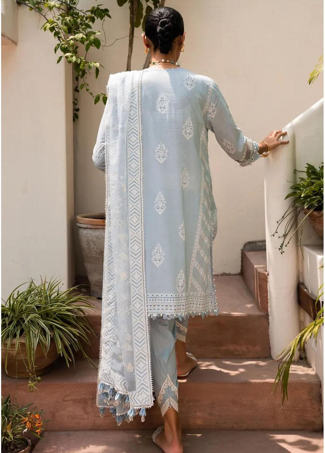 Muzlin By Sana Safinaz Embroidered Lawn Suits Unstitched 3 Piece SS23MZ 7A - Summer Collection