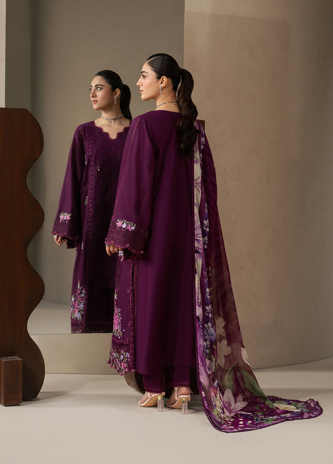 E-Craft by Elaf Unstitched Embroidered Lawn 3 Piece Suit EHC-2B Cassis - Casual Collection