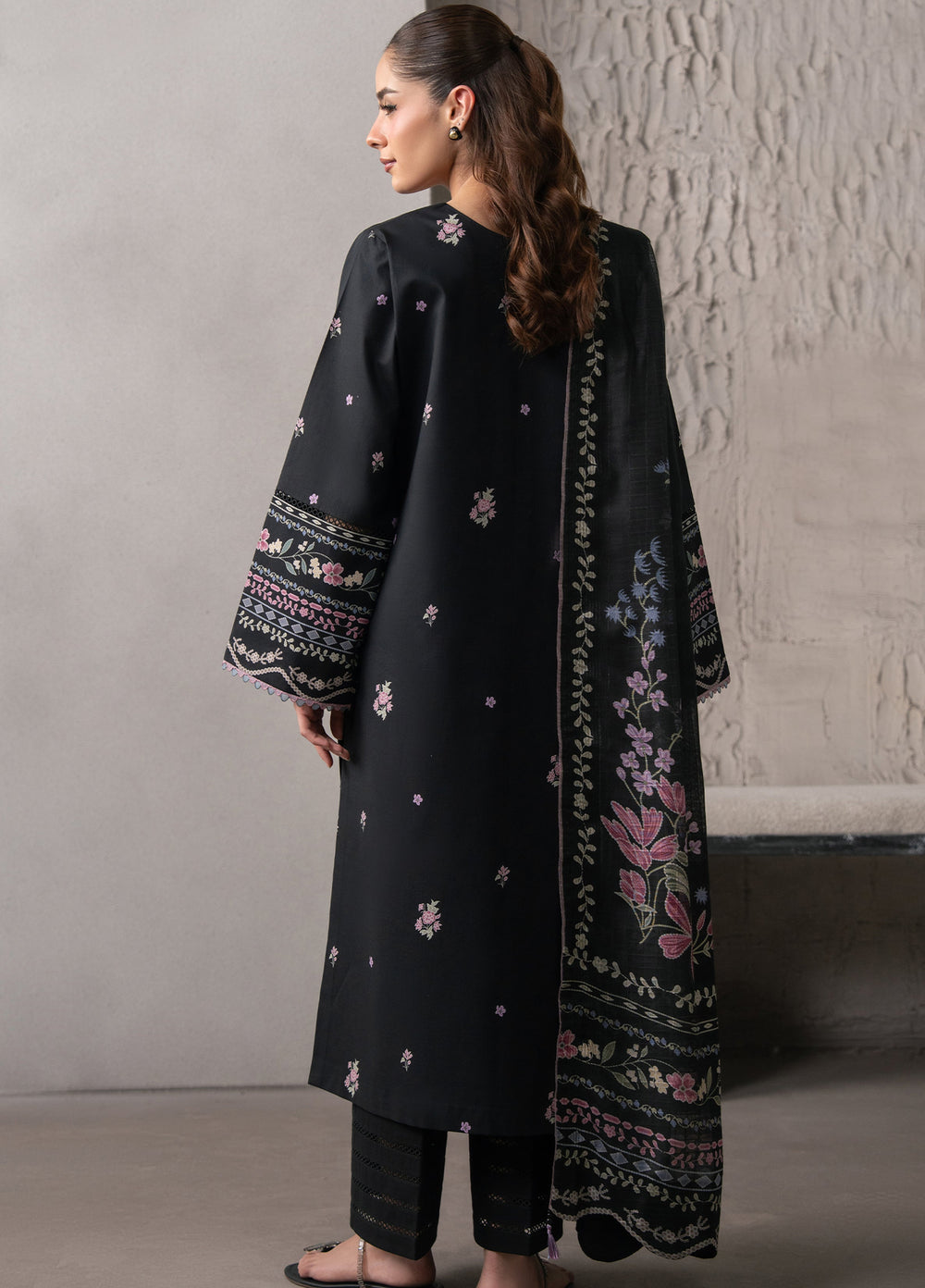 Selure by Seran Women Unstitched Printed Lawn 3 Piece Suit SN26ULS Odette D-08 - Casual Collection