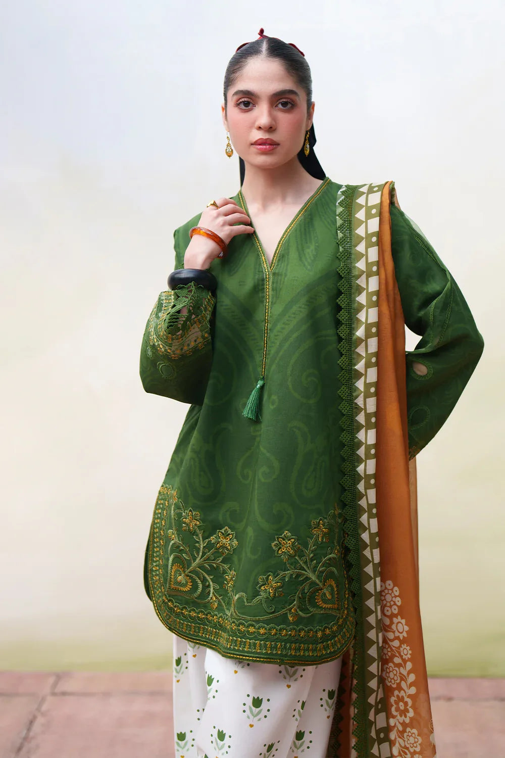 Laanem by Saira Rizwan Unstitched Embroidered Lawn 3 Piece Suit SR26ULL ELOWEN-A - Summer Collection