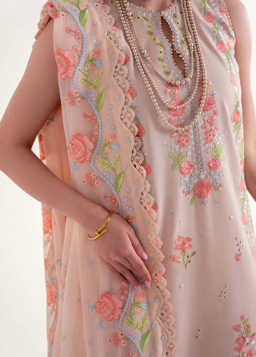Sable Vogue Unstitched Embroidered Lawn 3 Piece Suit SV26UL SL-03-25-V2 - Summer Collection