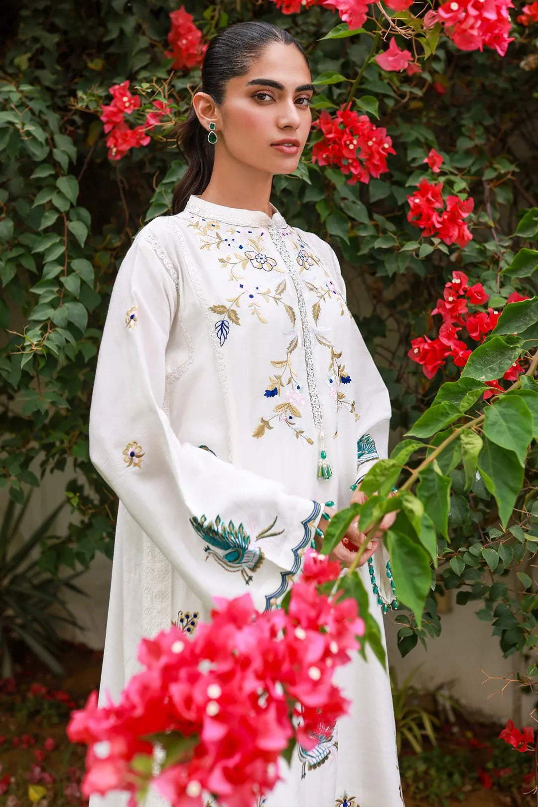 Nadia Khan Pret Embroidered Raw Silk 2 Piece Powder white