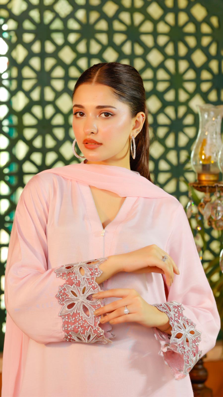 Jashn e Eid by Reezas Women Embroidered Lawn Silk 3 Piece Rang-e-baharan pink ombre - Summer Collection