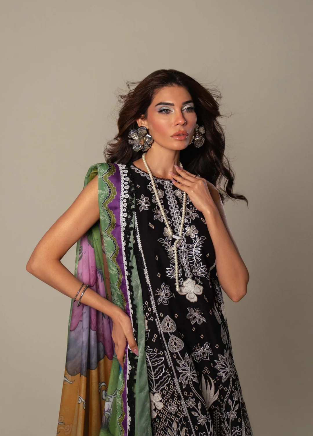 Sable Vogue Unstitched Embroidered Lawn 3 Piece Suit SV26UL SL-10-25-V2 - Summer Collection