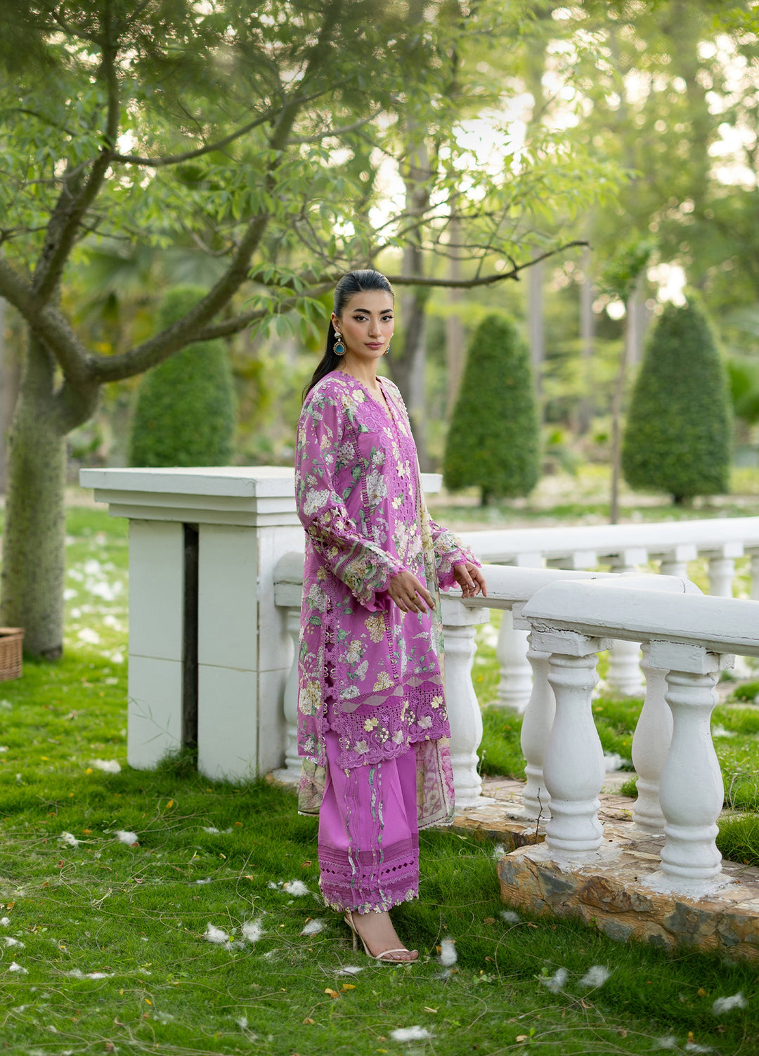Signature by Elaf Unstitched Embroidered Lawn 3 Piece Suit EL26USLE Kiara ESG-7B - Eid Collection