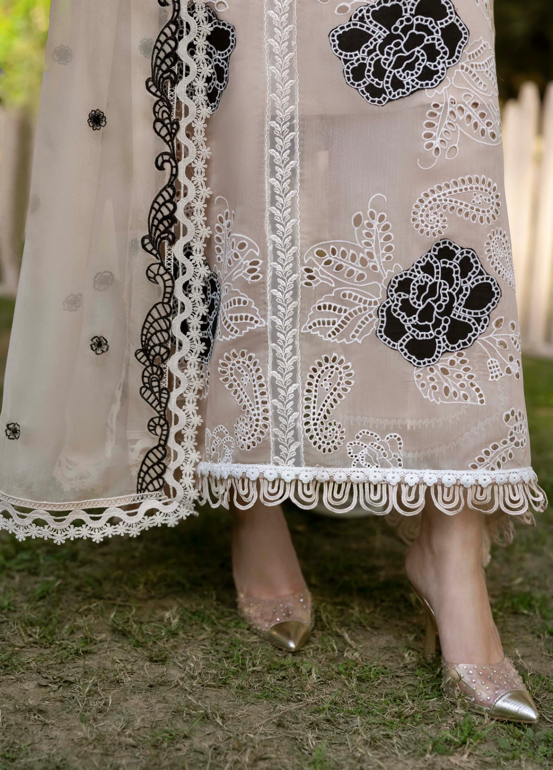 Sable Vogue Unstitched Embroidered Swiss voile 3 Piece Suit SV26UL SL-01-25 - Summer Collection