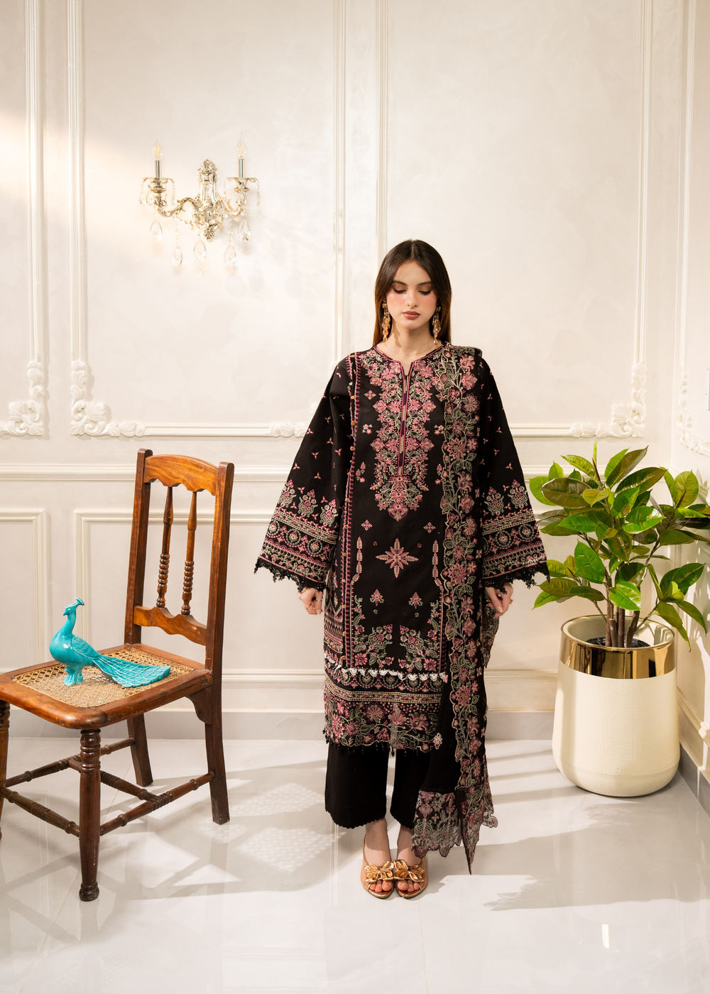 Aria By Meerak RTW Embroidered Lawn 3 Piece Suit Lael Festive Collection