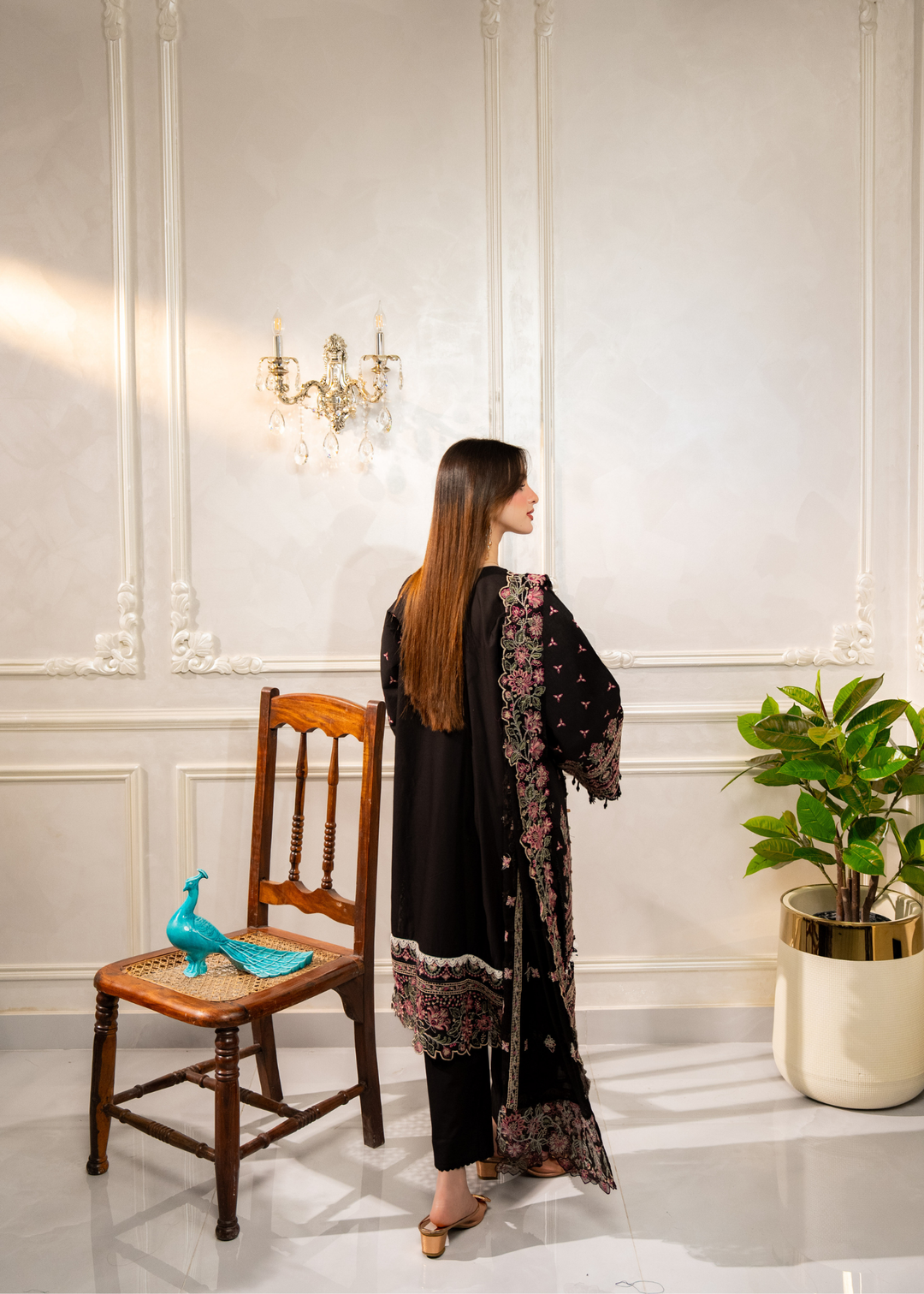 Aria By Meerak RTW Embroidered Lawn 3 Piece Suit Lael Festive Collection