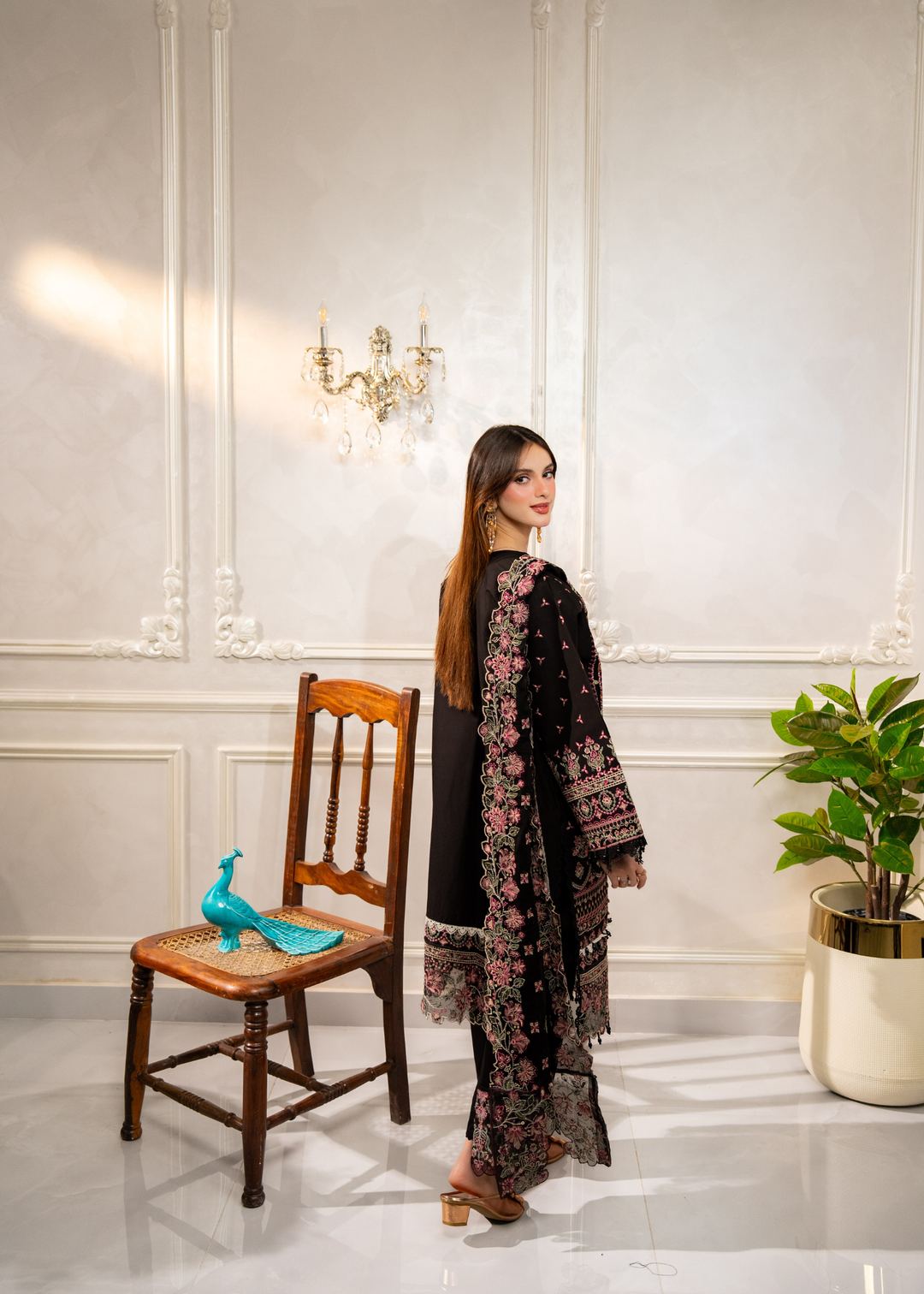 Aria By Meerak RTW Embroidered Lawn 3 Piece Suit Lael Festive Collection