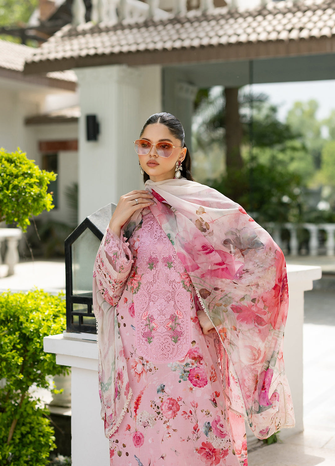 Signature by Elaf Unstitched Embroidered Lawn 3 Piece Suit EL26USLE Mira ESG-4B - Eid Collection