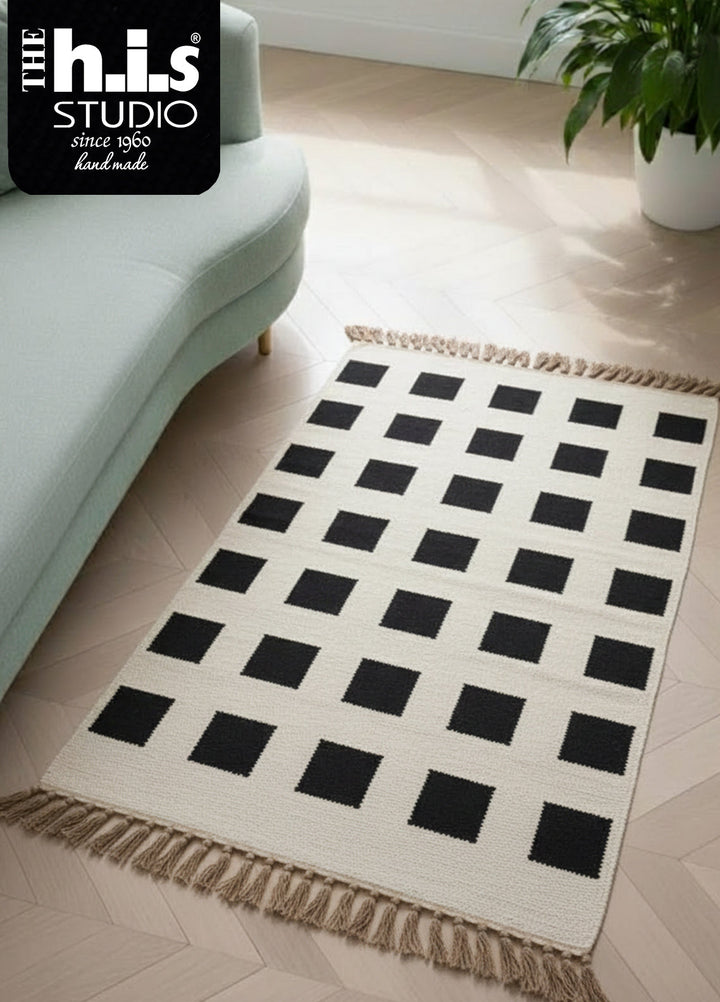 The h.i.s studio Area Rugs Box R-25005-Bone/Black