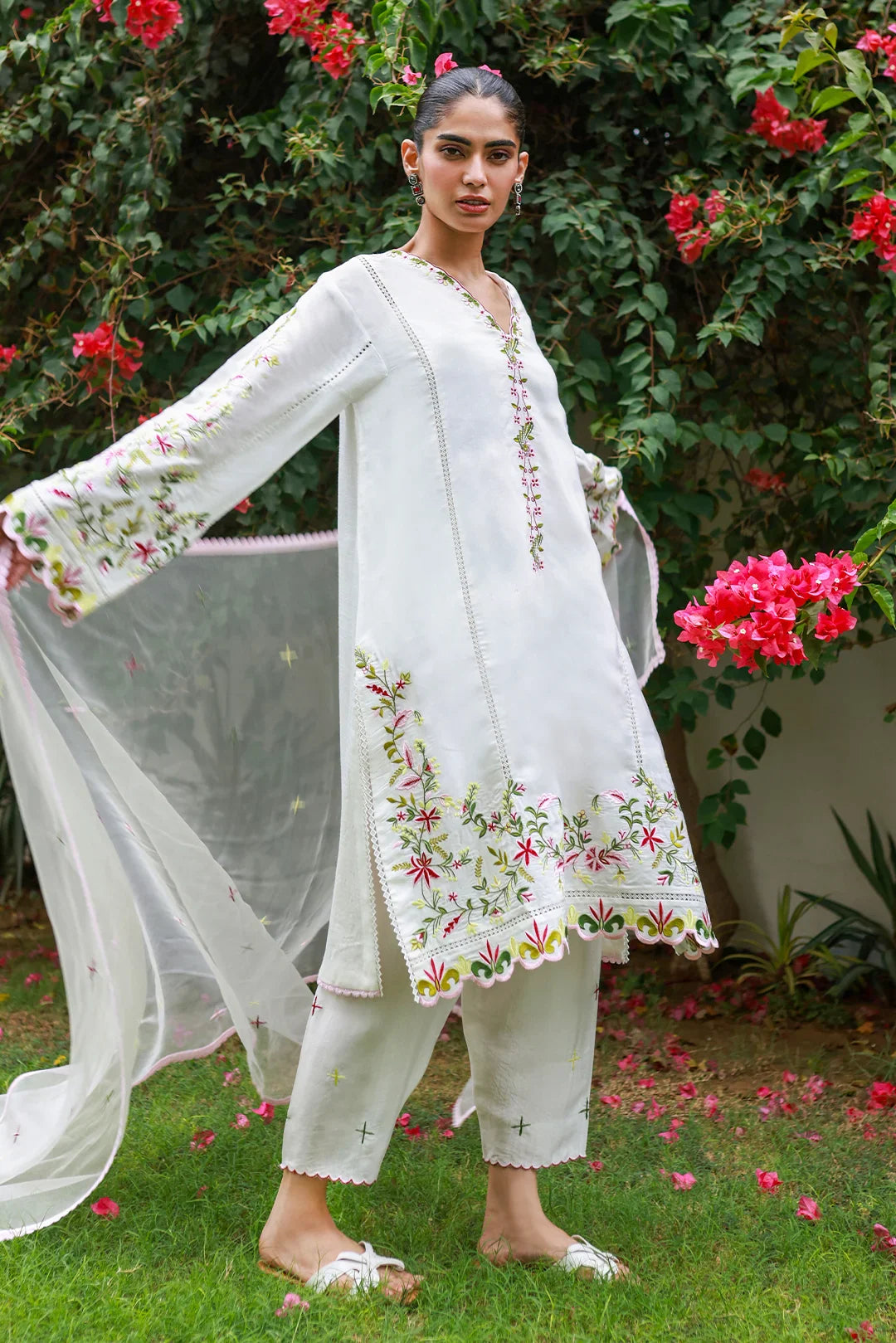 Nadia Khan Pret Embroidered Raw Silk 3 Piece Floral white