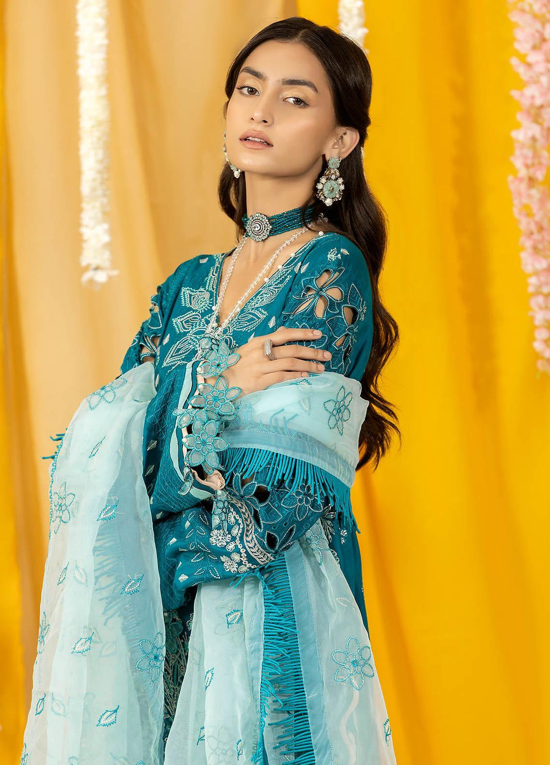 Ghazal By Humdum Embroidered Lawn Suits Unstitched 3 Piece HD23G D-05 - Summer Collection