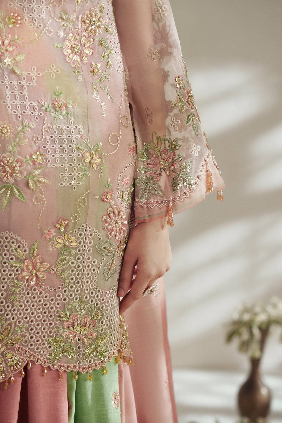 Vera Unstitched Embroidered Organza 3 Piece Suit VR26UWF Blush Pink - Wedding Collection
