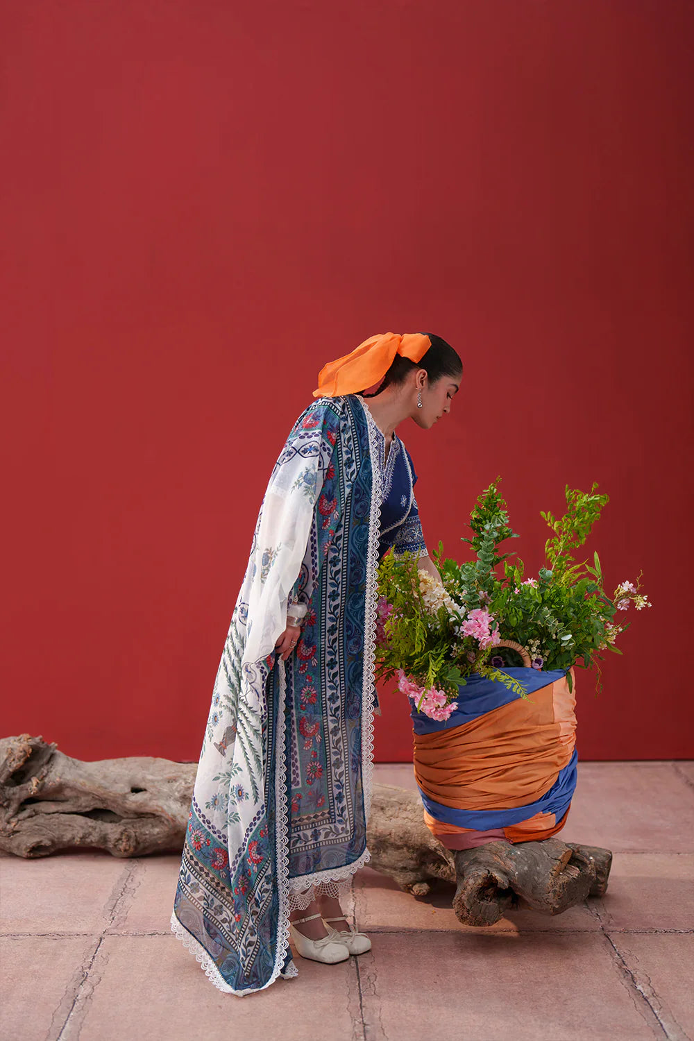 Laanem by Saira Rizwan Unstitched Embroidered Lawn 3 Piece Suit SR26ULL ZOYA-A - Summer Collection