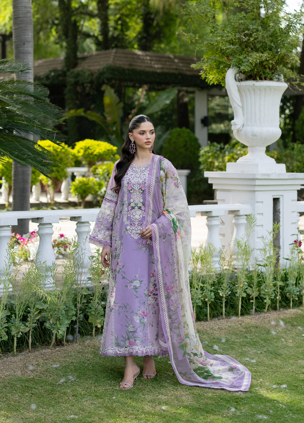 Signature by Elaf Unstitched Embroidered Lawn 3 Piece Suit EL26USLE Bianca ESG-1B - Eid Collection