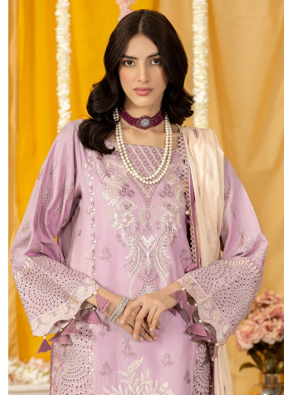 Ghazal By Humdum Embroidered Lawn Suits Unstitched 3 Piece HD23G D-04 - Summer Collection