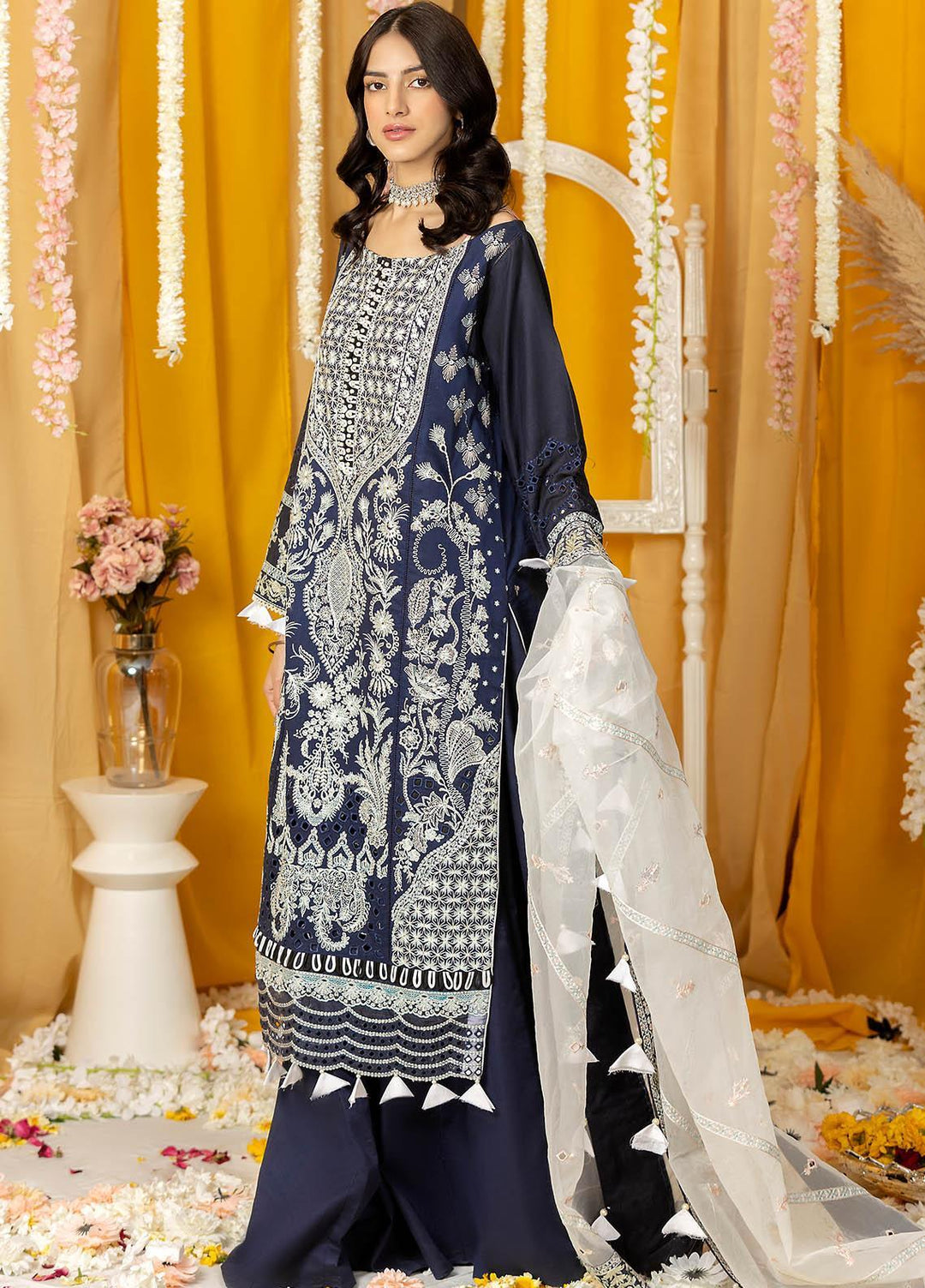 Ghazal By Humdum Embroidered Lawn Suits Unstitched 3 Piece HD23G D-03 - Summer Collection