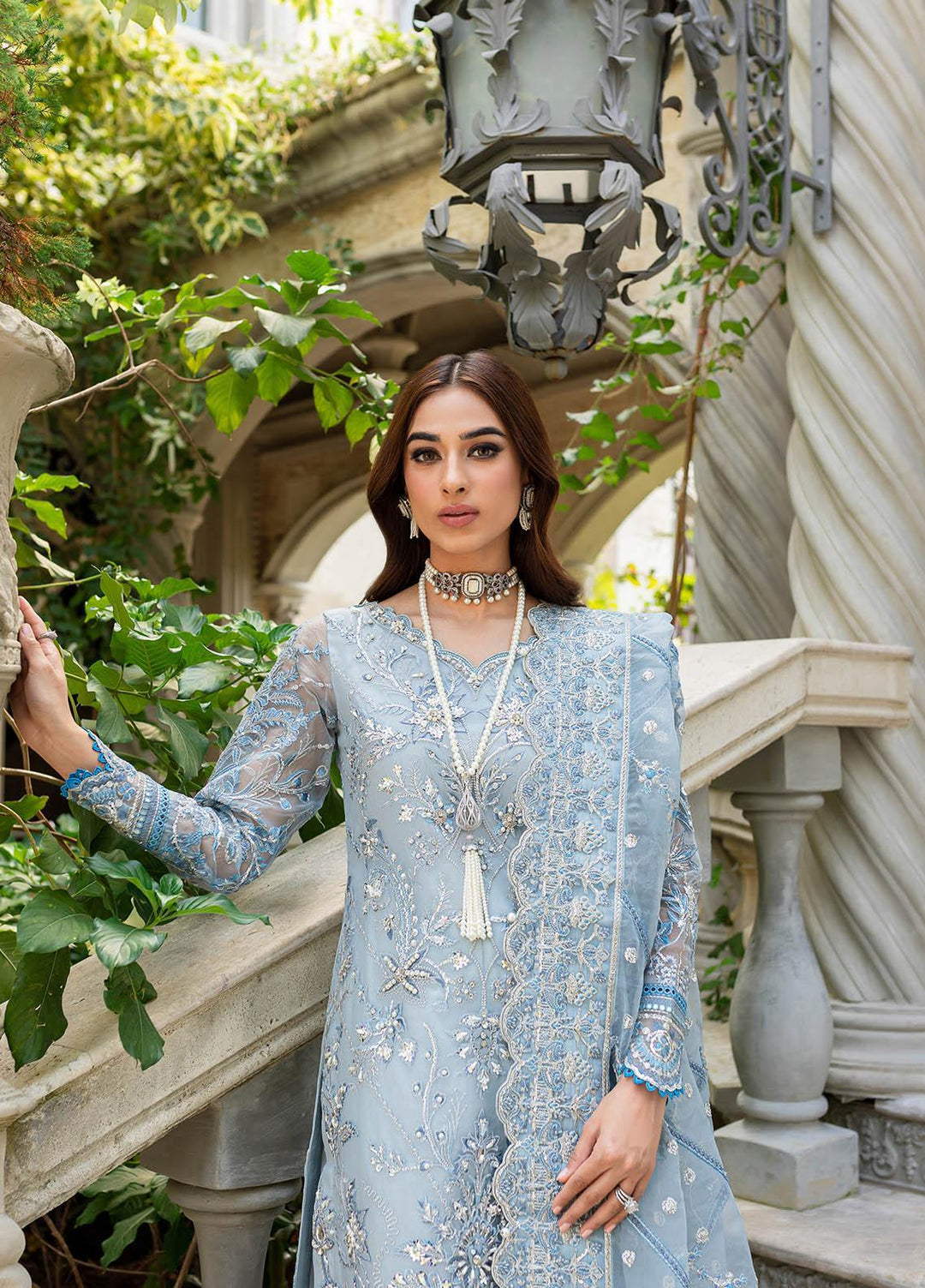 Gulaal Luxury Embroidered Organza 3 Piece Dress GL22LP-1 02 Estirah