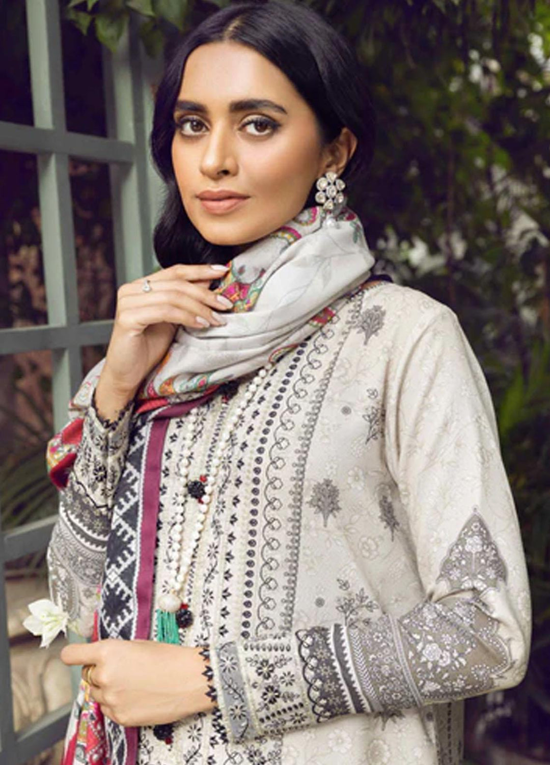 Winter Blossoms By Seran Embroidered Karandi Suits Unstitched 3 Piece SRN22WB 04 Magnolia - Winter Collection