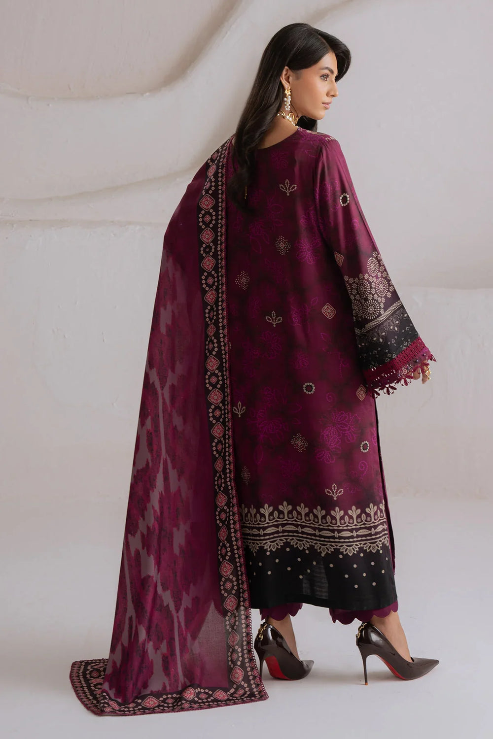 Signature Prints by Nureh Unstitched Printed Viscose 3 Piece Suit NU26UVP SP-216 - Winter Collection