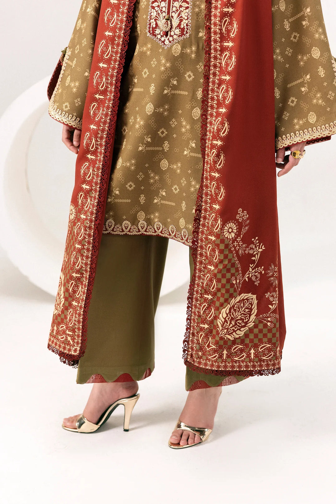 Q prints by Qalamkar Unstitched Embroidered Slub Linen 3 Piece Suit QLK26ULQ Hafsa QPW-10A - Winter Collection